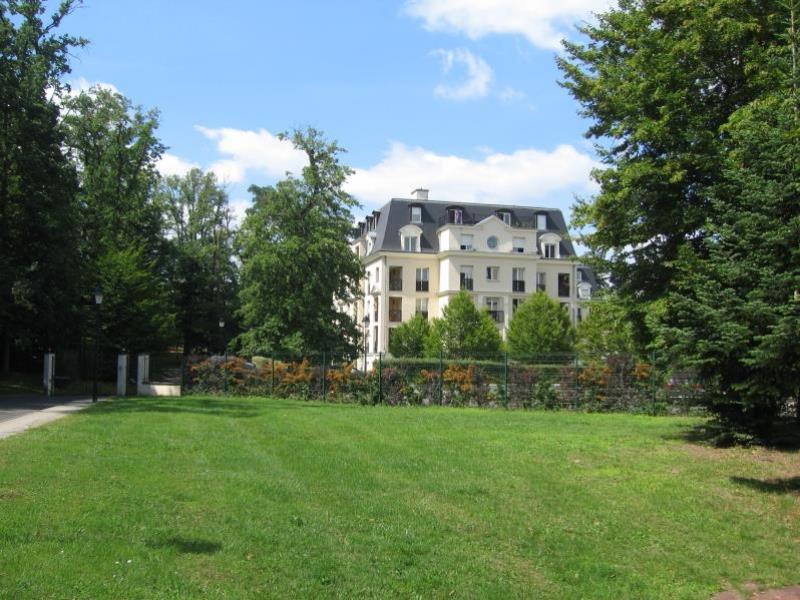 1 Residence Du Parc De La Mairie Dammarie Les Lys